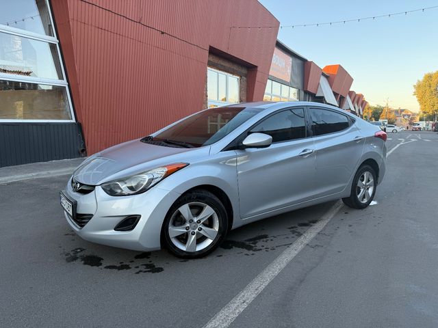 Hyundai Elantra - зображення 3