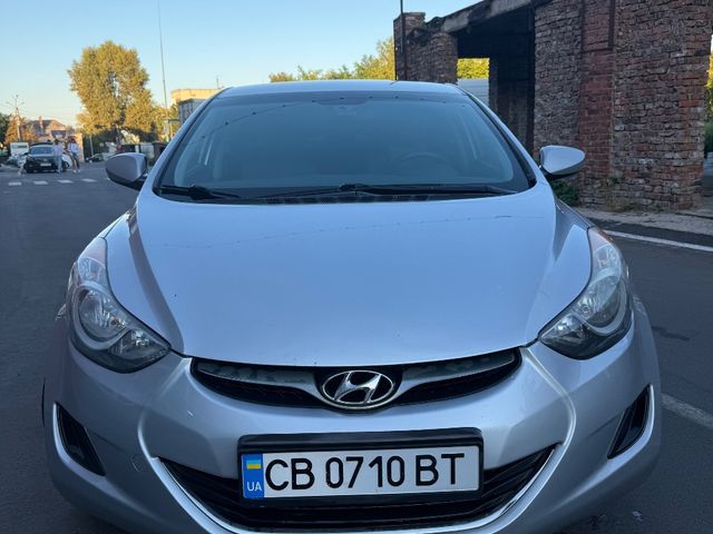 Hyundai Elantra - зображення 1