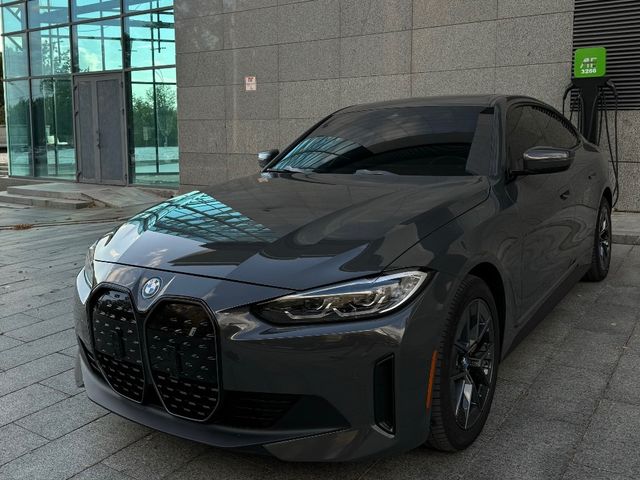 BMW i4 - зображення 4