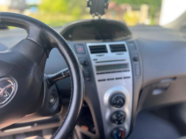 Toyota Yaris - зображення 3