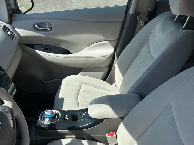 Nissan Leaf - зображення 4
