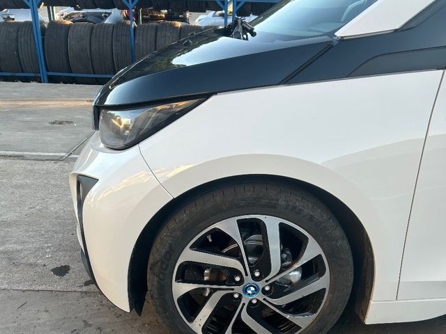 BMW i3 - фото 3