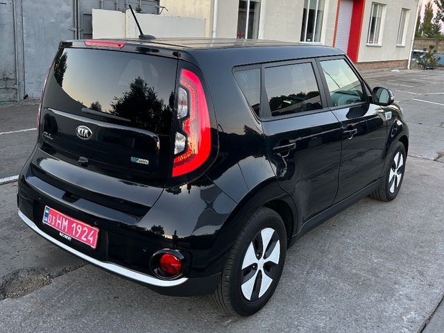 Kia Soul EV - фото 3