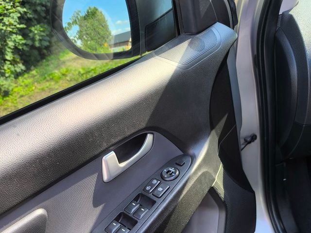 Kia Sportage - фото 5