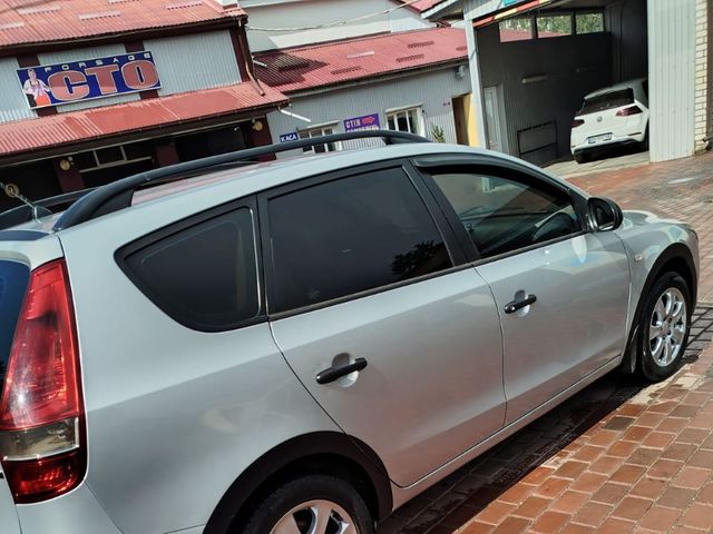 Hyundai i30 - фото 4