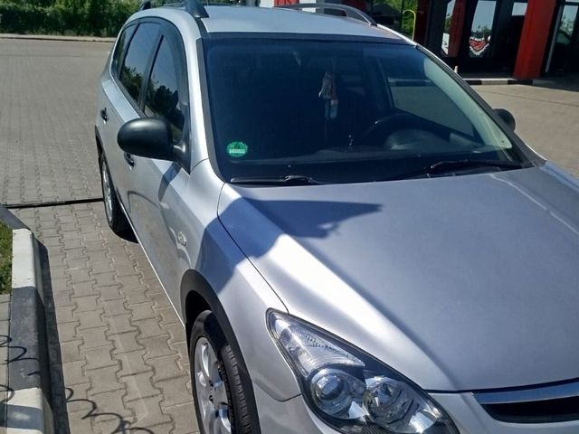 Hyundai i30 - фото 2