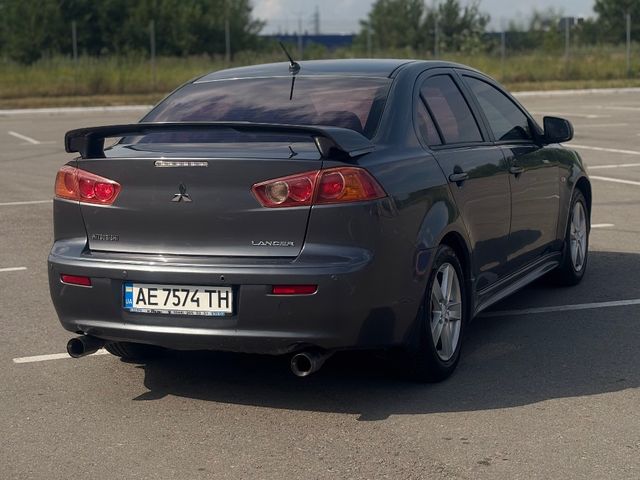 Mitsubishi Lancer - зображення 5