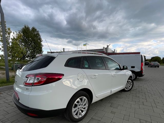 Renault Megane - фото 3