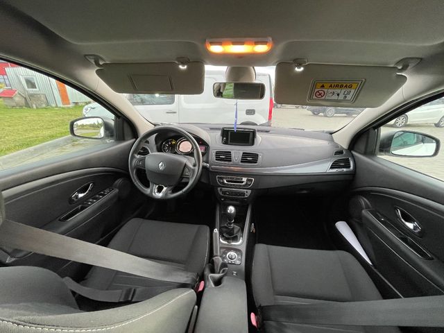 Renault Megane - фото 5