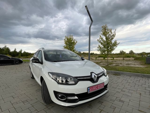 Renault Megane - фото 1