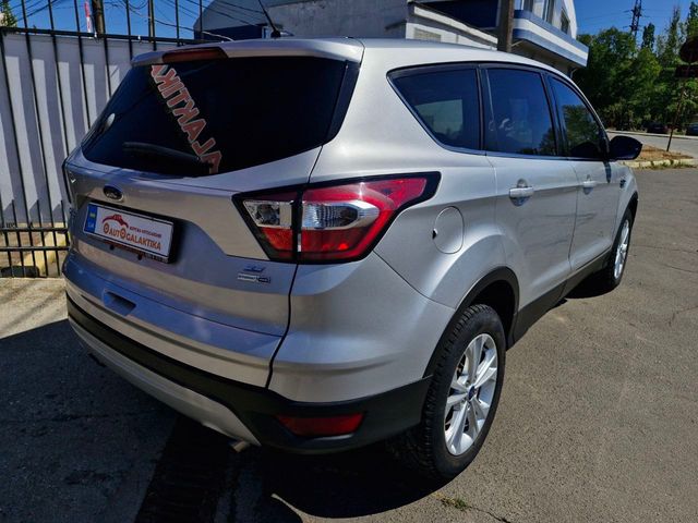 Ford Escape - зображення 5