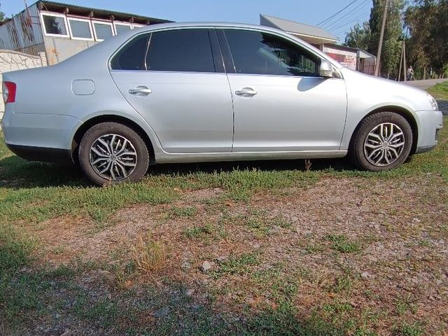 Volkswagen Jetta - зображення 5