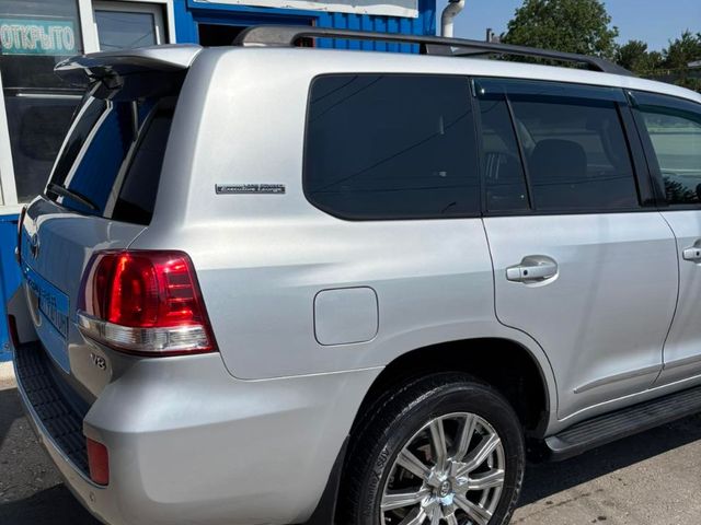 Toyota Land Cruiser - зображення 4