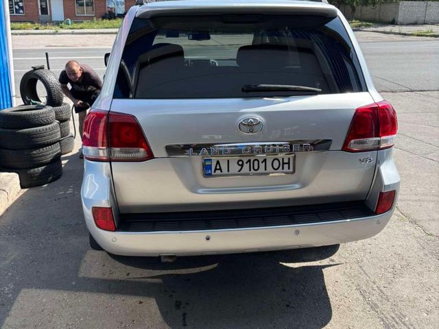 Toyota Land Cruiser - зображення 2
