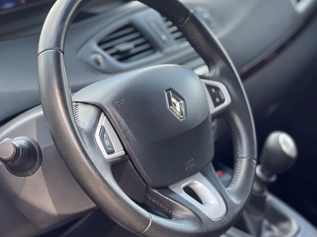 Renault Scenic - зображення 5