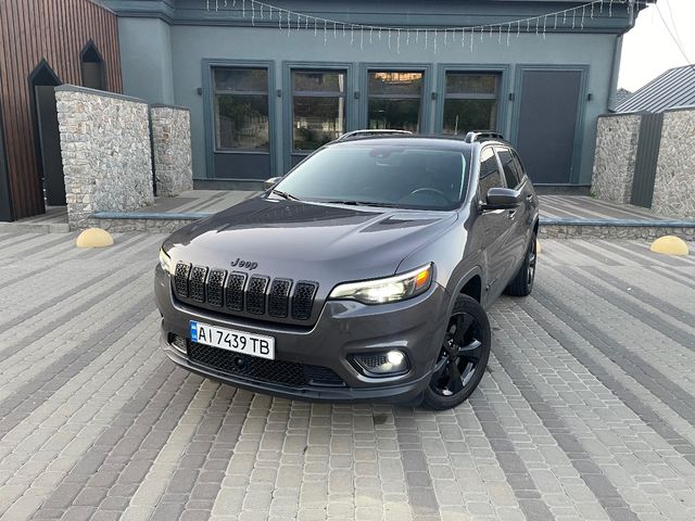Jeep Cherokee - зображення 2