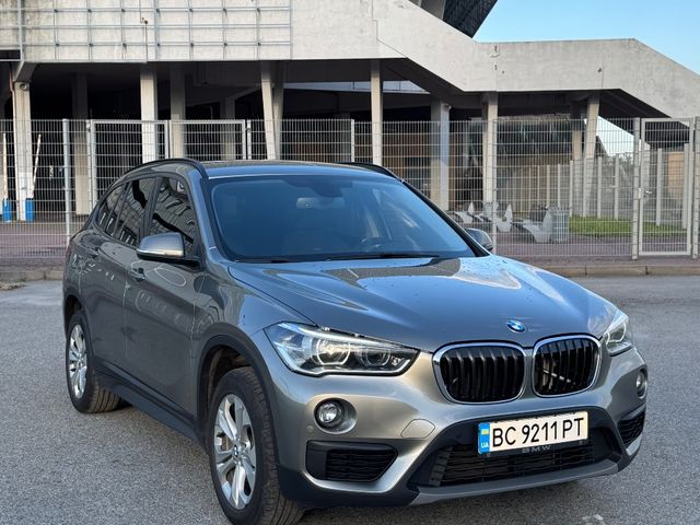 BMW X1 - зображення 1