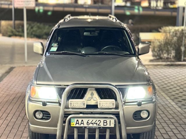 Mitsubishi Pajero Sport - зображення 3