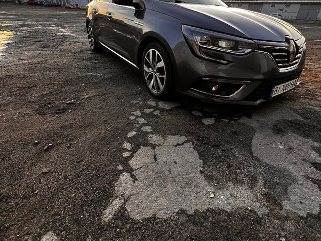 Renault Megane - фото 1