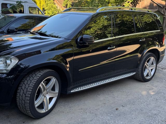 Mercedes-Benz GL-Класс - зображення 1