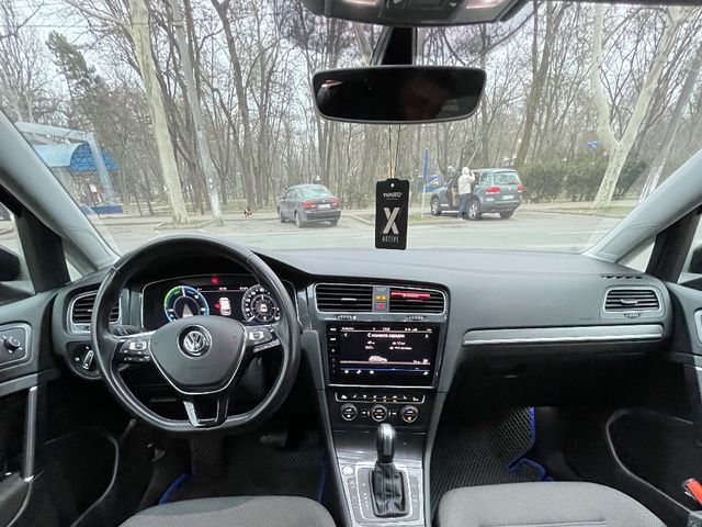 Volkswagen Golf - зображення 3
