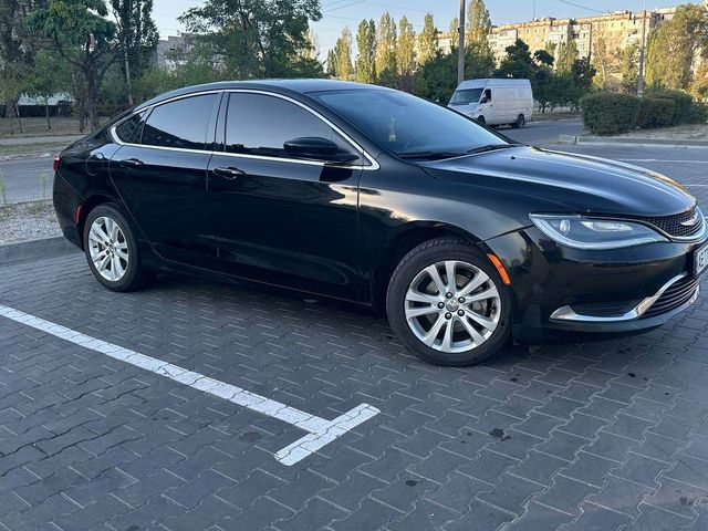 Chrysler 200 - зображення 1