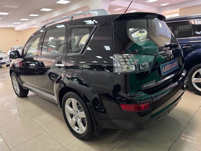 Mitsubishi Outlander - зображення 2