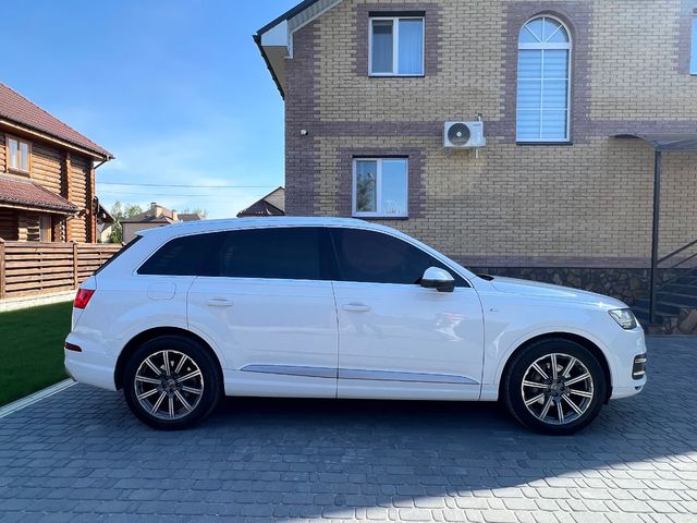 Audi Q7 - зображення 5
