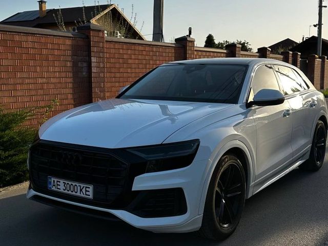 Audi Q8 - зображення 1