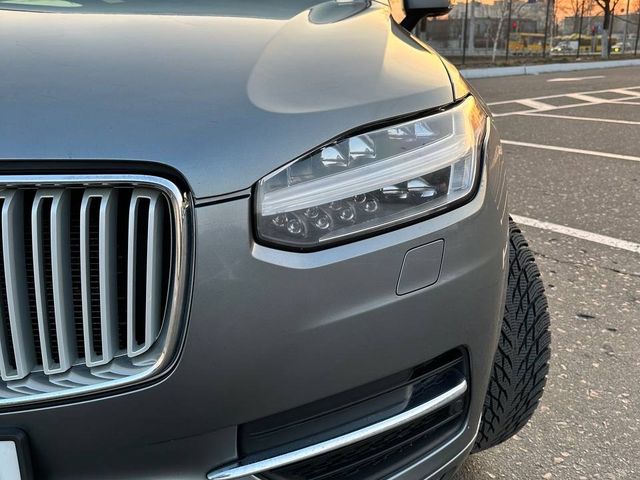 Volvo XC90 - фото 3