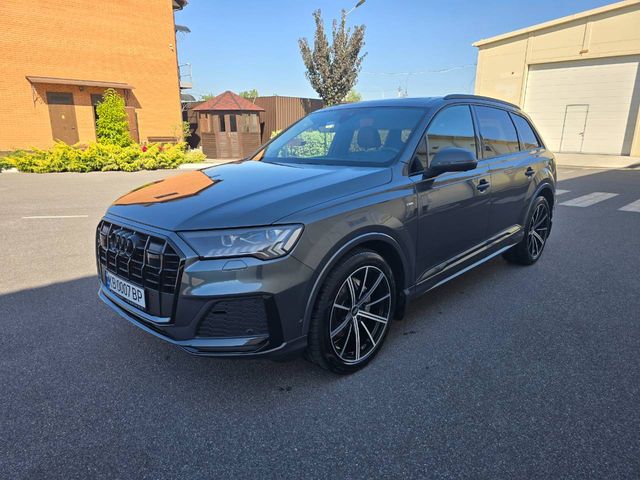 Audi Q7 - зображення 1