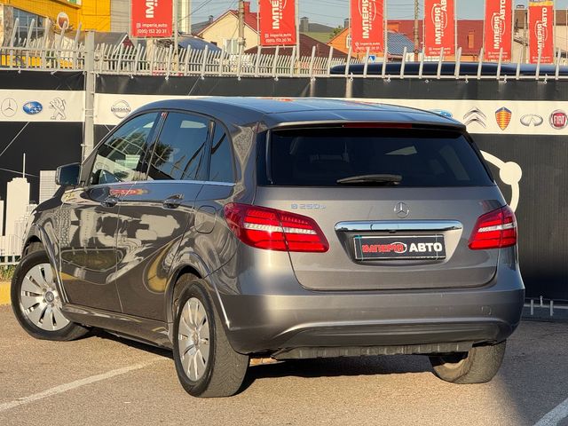 Mercedes-Benz B-Класс - фото 5