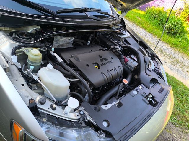 Mitsubishi Lancer - зображення 4