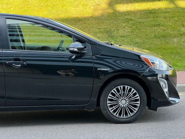 Toyota Prius c - зображення 5