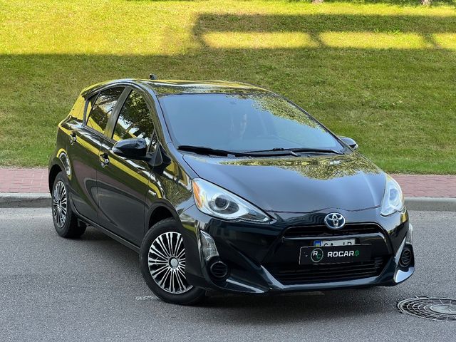 Toyota Prius c - зображення 1