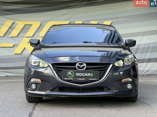 Mazda 3 - фото 2