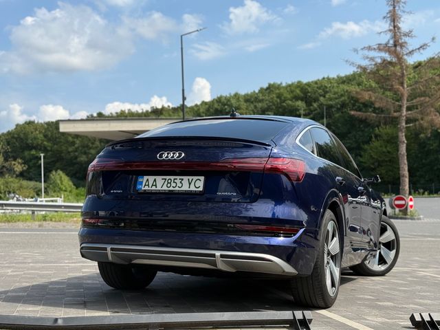 Audi e-tron Sportback - зображення 2