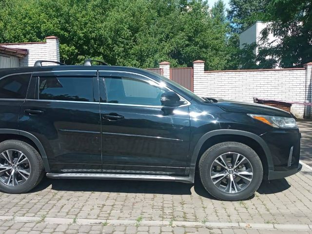 Toyota Highlander - фото 5