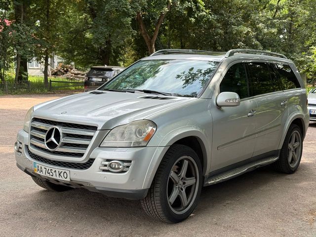 Mercedes-Benz GL-Класс - зображення 1