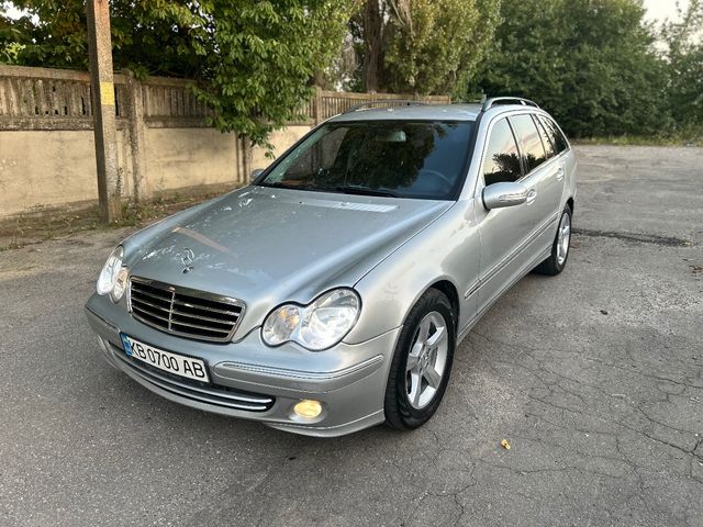 Mercedes-Benz C-Класс - зображення 1