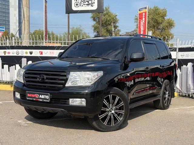 Toyota Land Cruiser - зображення 1