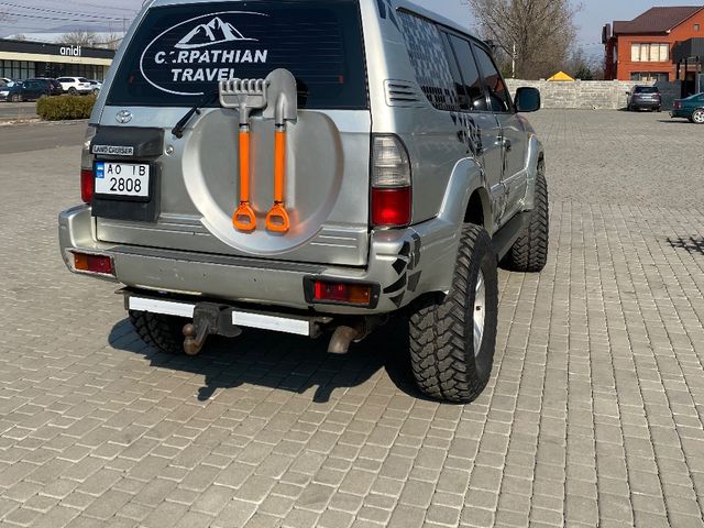 Toyota Land Cruiser Prado - зображення 3