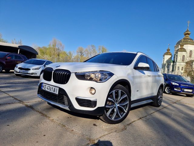 BMW X1 - зображення 1