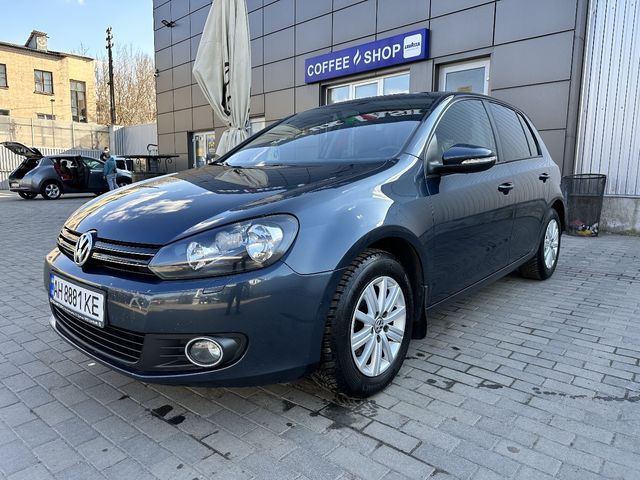 Volkswagen Golf - зображення 1
