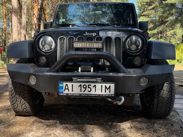 Jeep Wrangler - зображення 1