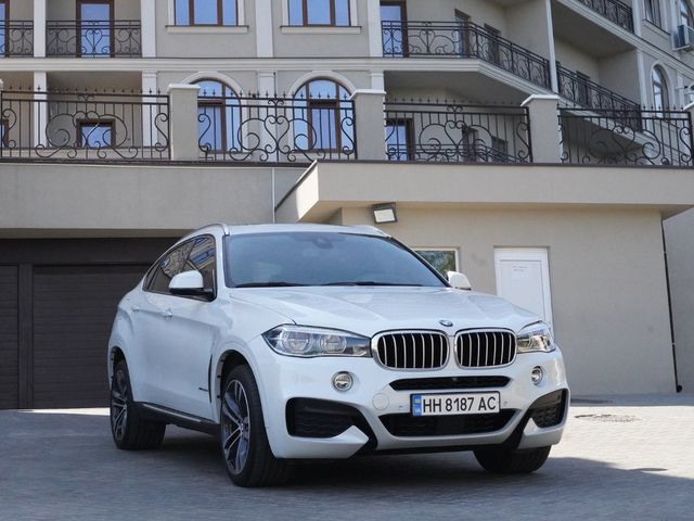 BMW X6 - зображення 1