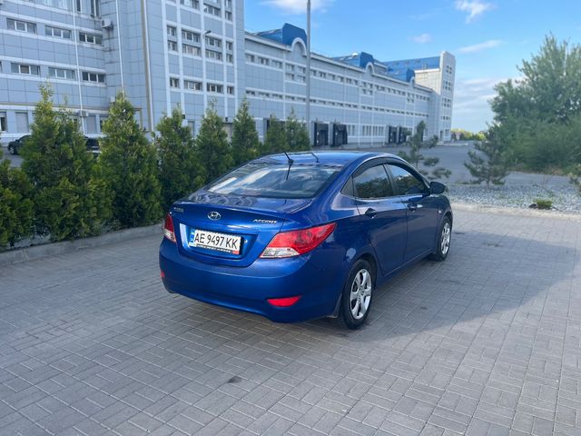 Hyundai Accent - зображення 3
