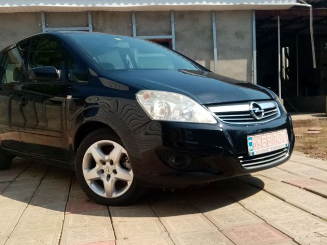 Opel Zafira - зображення 1
