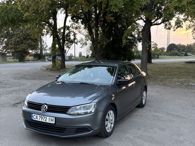 Volkswagen Jetta - зображення 1
