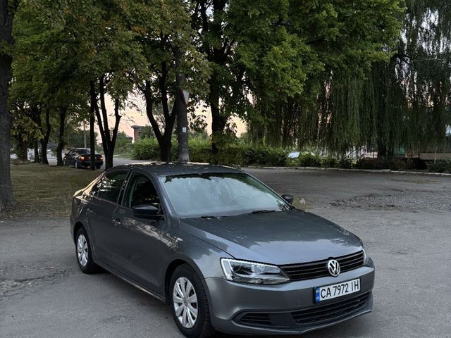 Volkswagen Jetta - зображення 2